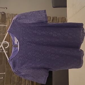 Liz Claiborne purple top size M